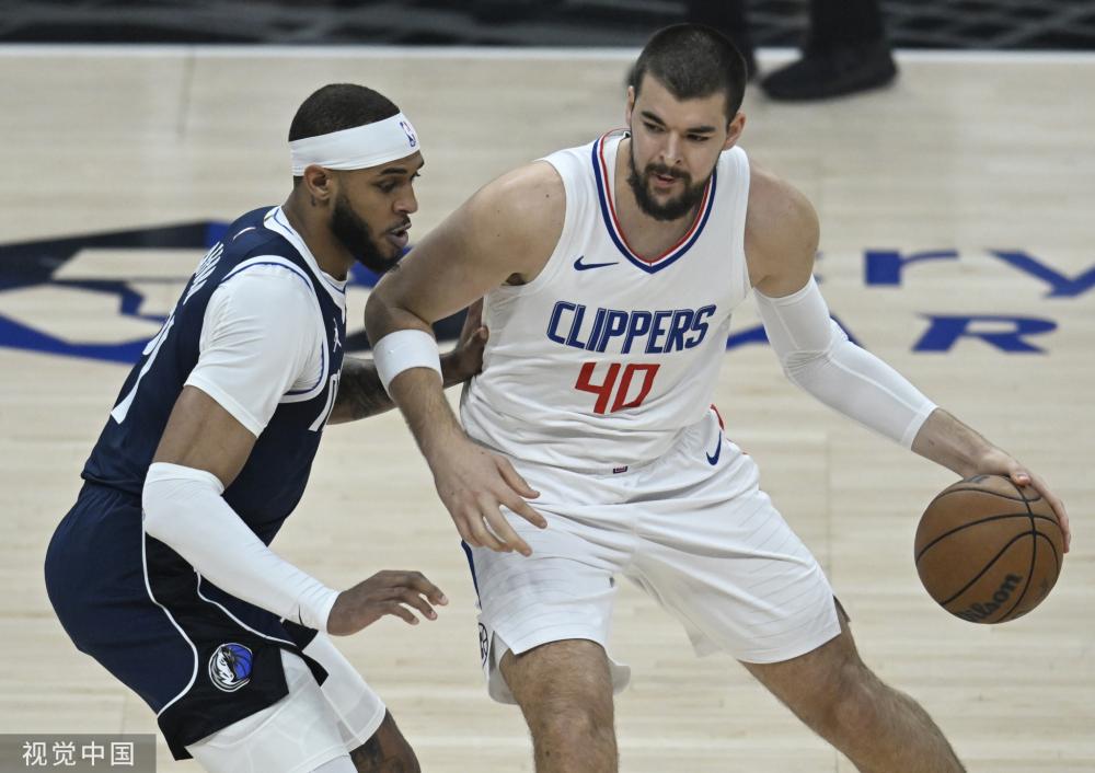 分全场瞩目 分全场瞩目