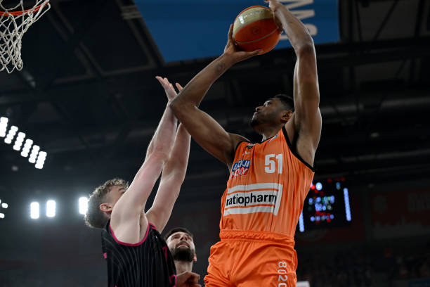 另一方面也 另一方面也